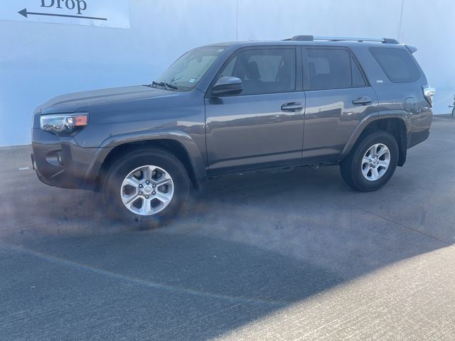 2022 Toyota 4Runner SR5