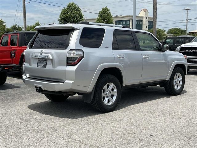 2022 Toyota 4Runner SR5