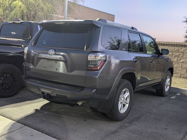 2022 Toyota 4Runner SR5