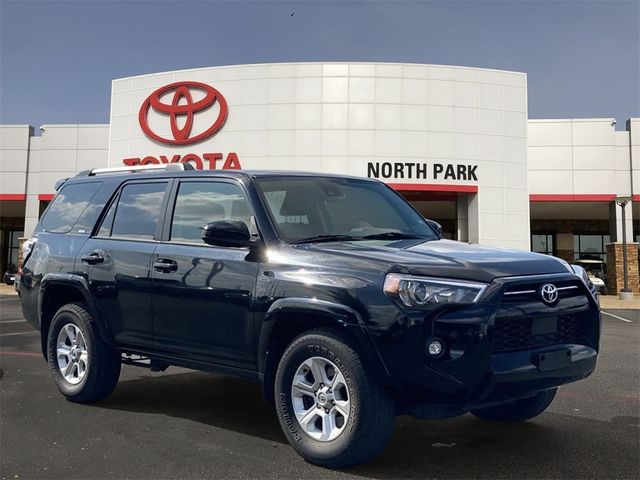 2022 Toyota 4Runner SR5