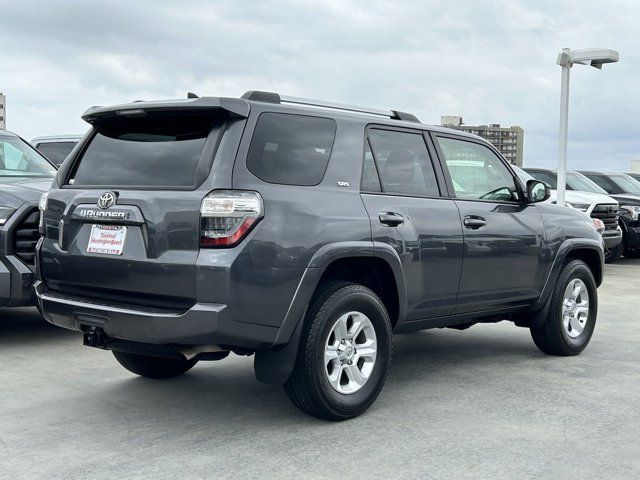 2022 Toyota 4Runner SR5