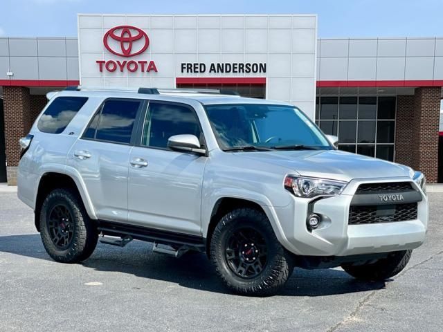 2022 Toyota 4Runner SR5