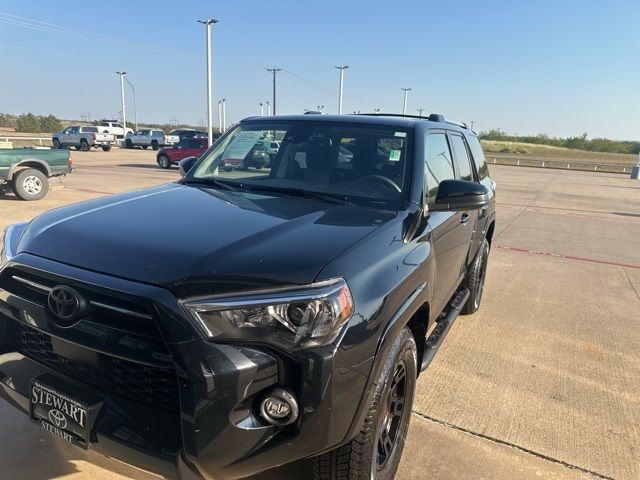 2022 Toyota 4Runner SR5