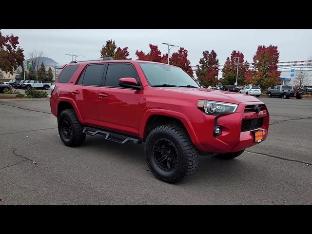 2022 Toyota 4Runner SR5