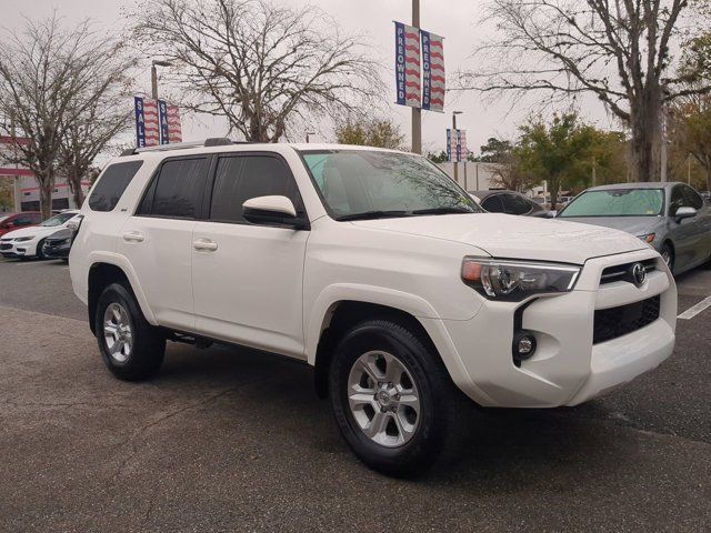 2022 Toyota 4Runner SR5