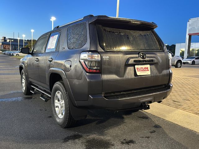 2022 Toyota 4Runner SR5