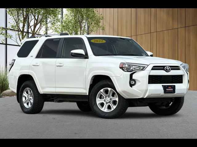 2022 Toyota 4Runner SR5