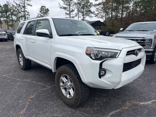 2022 Toyota 4Runner SR5