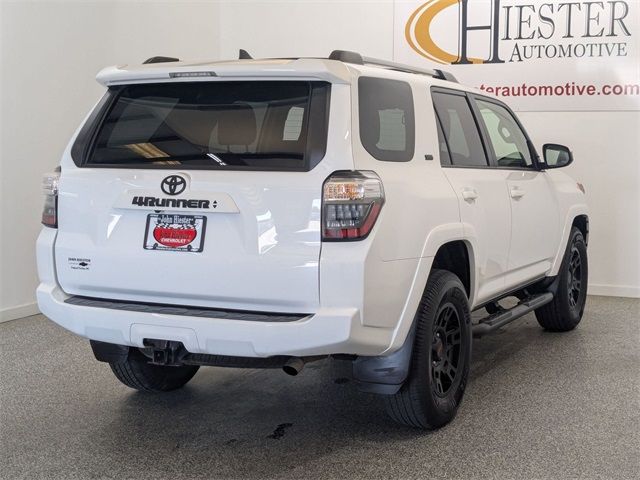 2022 Toyota 4Runner SR5