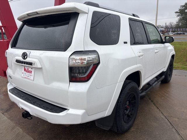 2022 Toyota 4Runner SR5