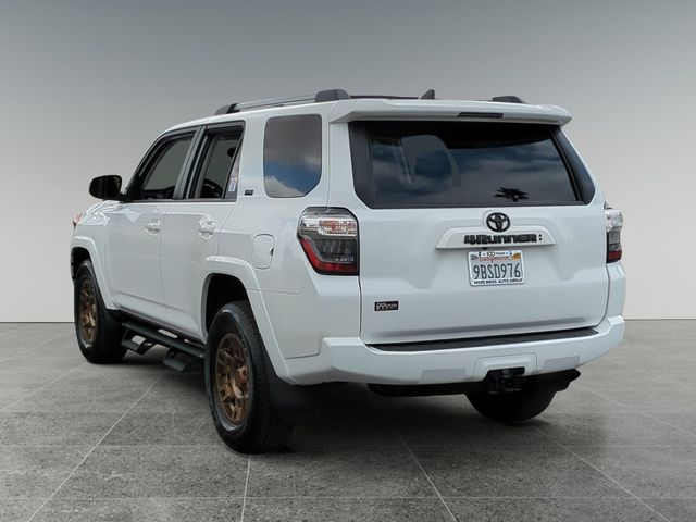 2022 Toyota 4Runner SR5