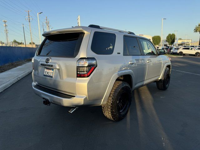 2022 Toyota 4Runner SR5