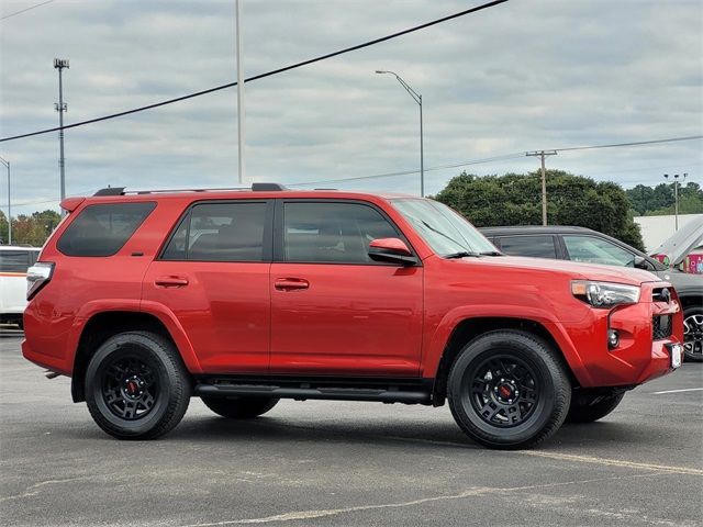 2022 Toyota 4Runner SR5