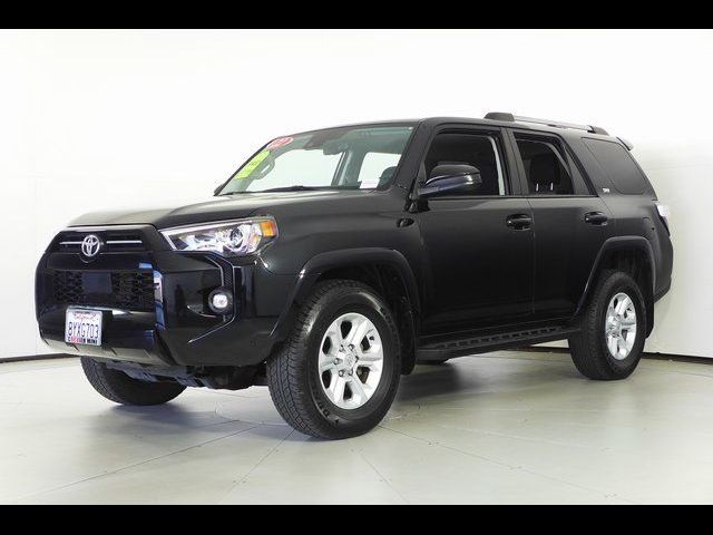 2022 Toyota 4Runner SR5