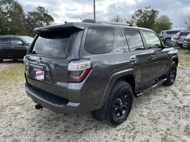 2022 Toyota 4Runner SR5