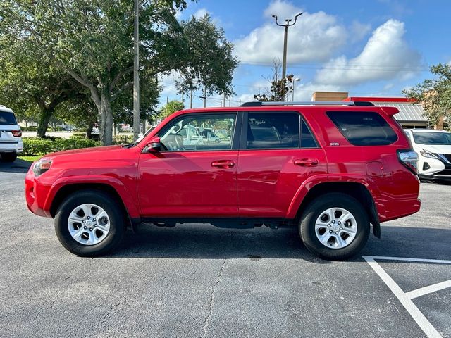 2022 Toyota 4Runner SR5