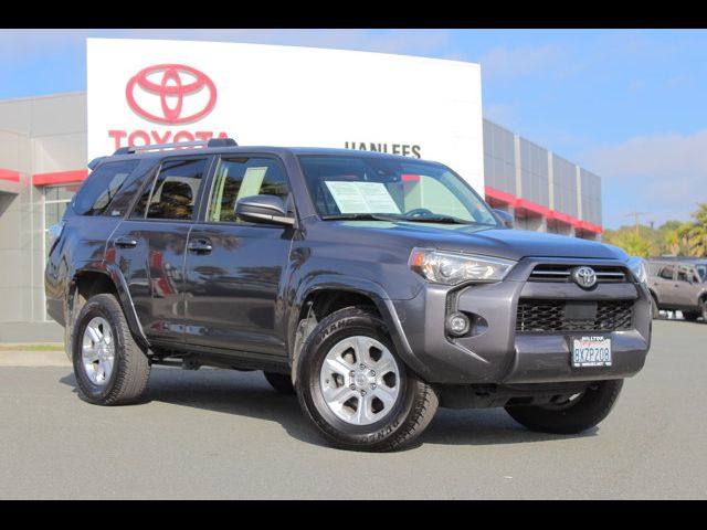 2022 Toyota 4Runner SR5