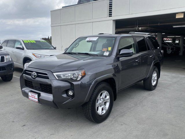 2022 Toyota 4Runner SR5