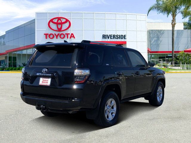 2022 Toyota 4Runner SR5