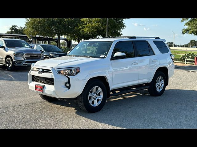 2022 Toyota 4Runner SR5