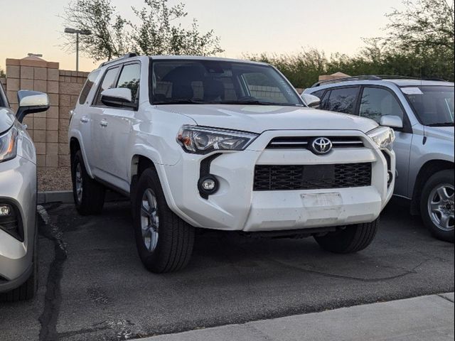 2022 Toyota 4Runner SR5