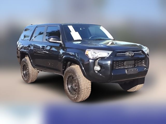 2022 Toyota 4Runner SR5