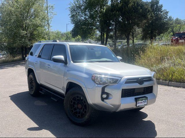 2022 Toyota 4Runner SR5