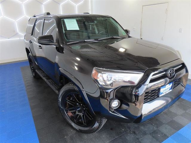 2022 Toyota 4Runner SR5