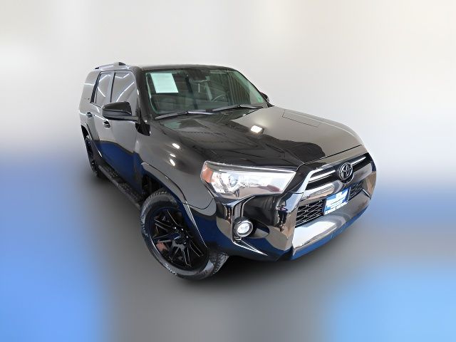 2022 Toyota 4Runner SR5