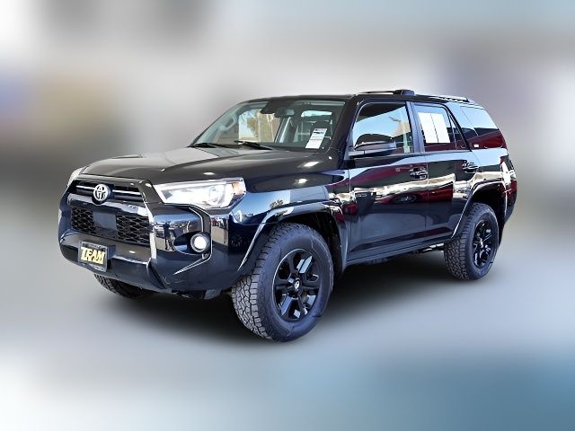 2022 Toyota 4Runner SR5