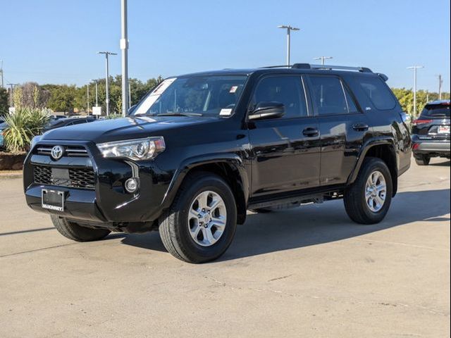 2022 Toyota 4Runner SR5