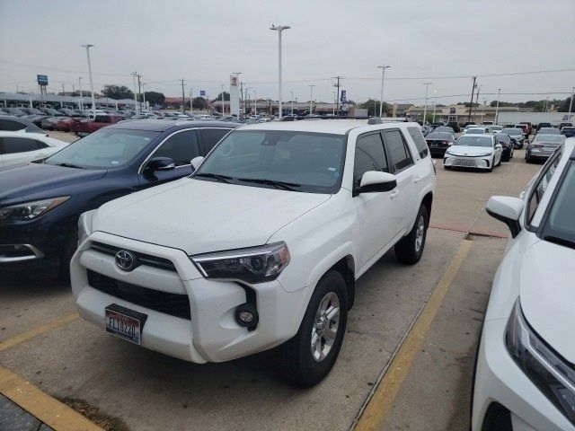 2022 Toyota 4Runner SR5