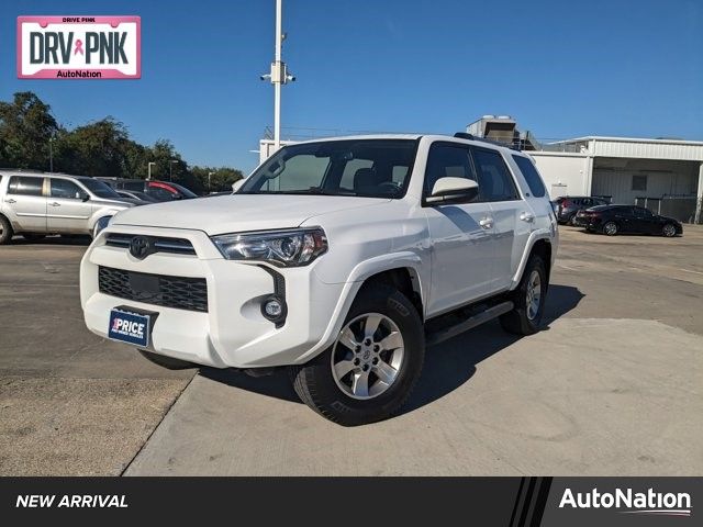 2022 Toyota 4Runner SR5