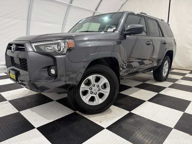 2022 Toyota 4Runner SR5