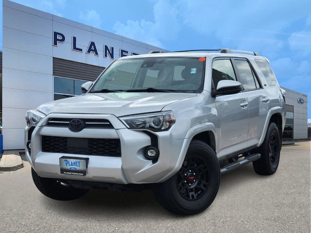 2022 Toyota 4Runner SR5