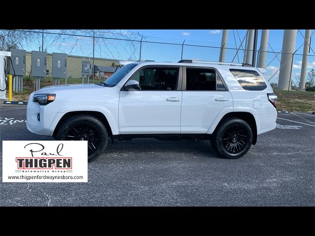 2022 Toyota 4Runner SR5