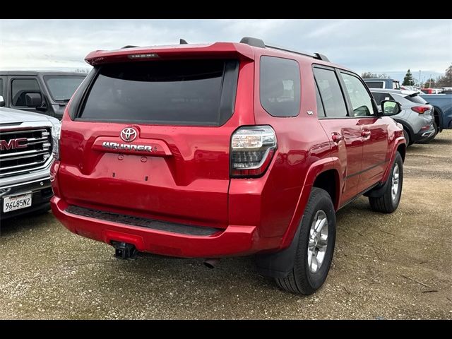 2022 Toyota 4Runner SR5