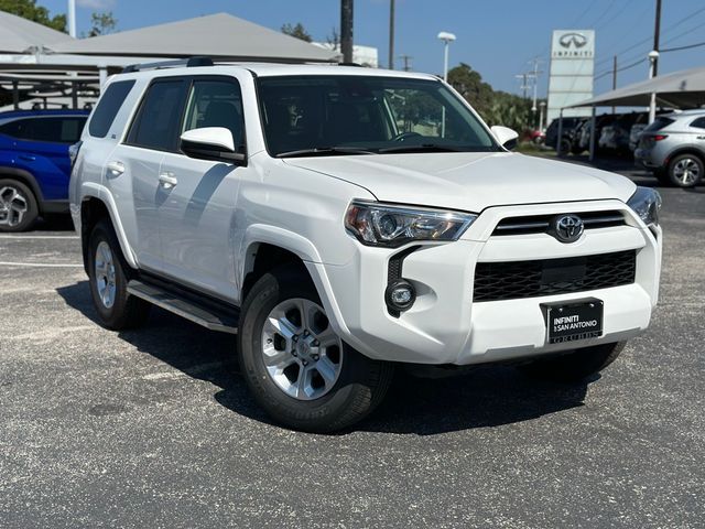 2022 Toyota 4Runner SR5