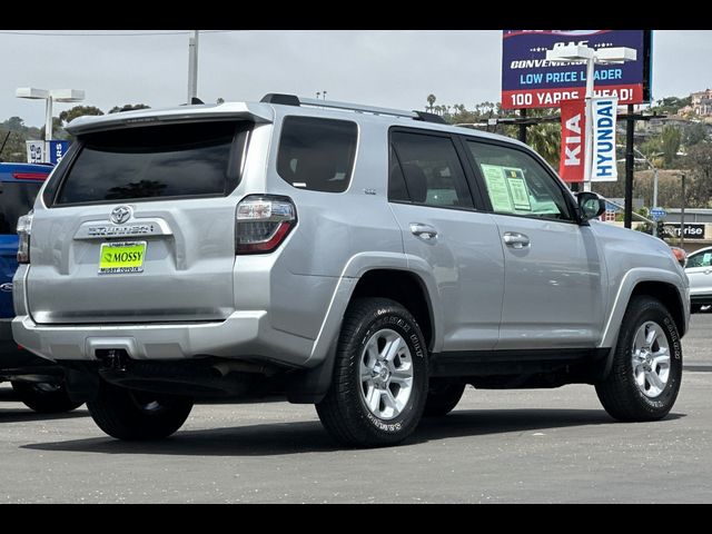 2022 Toyota 4Runner SR5