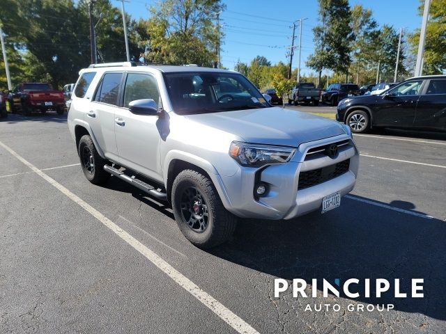 2022 Toyota 4Runner SR5