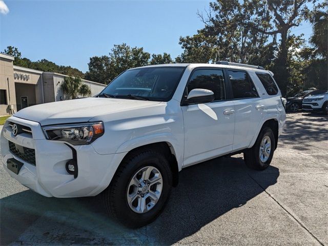 2022 Toyota 4Runner SR5