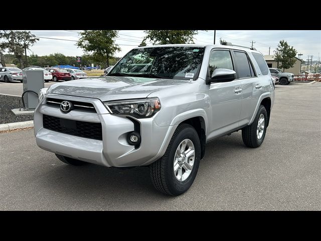 2022 Toyota 4Runner SR5