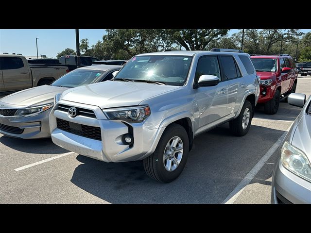 2022 Toyota 4Runner SR5