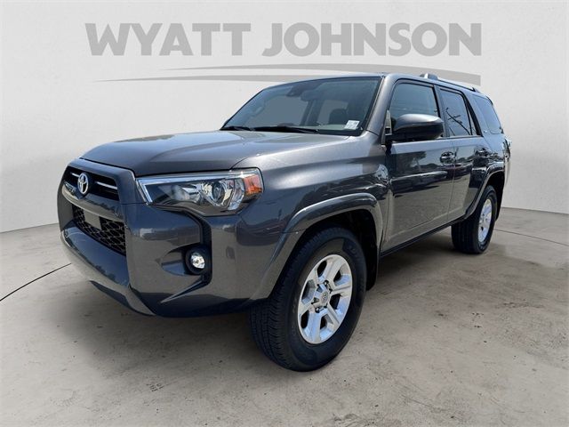 2022 Toyota 4Runner SR5