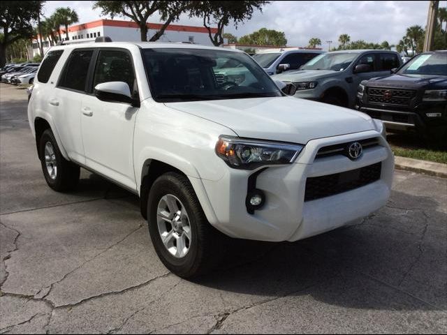 2022 Toyota 4Runner SR5