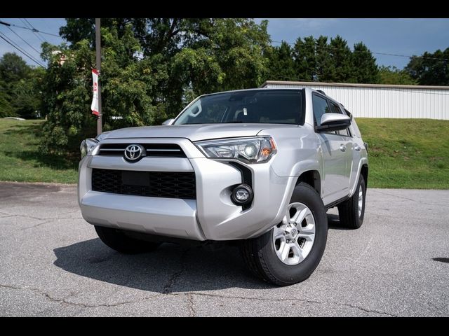 2022 Toyota 4Runner SR5