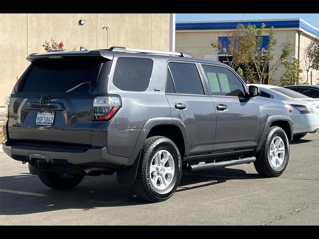 2022 Toyota 4Runner SR5