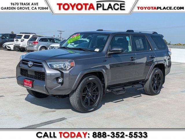 2022 Toyota 4Runner SR5