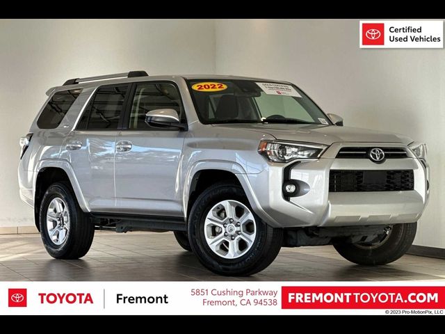 2022 Toyota 4Runner SR5