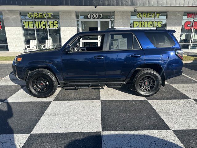 2022 Toyota 4Runner SR5